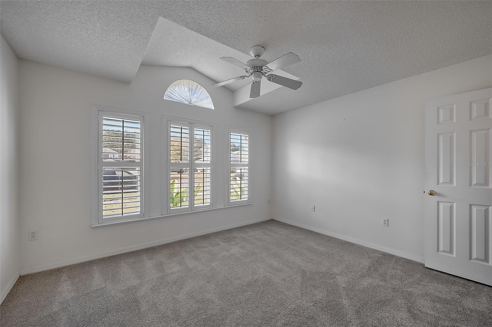 Image 9 of 40 For 3204 Carlotta Road