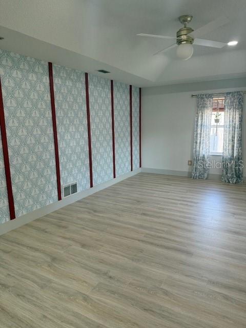 Image 7 of 59 For 7 Federal Lane