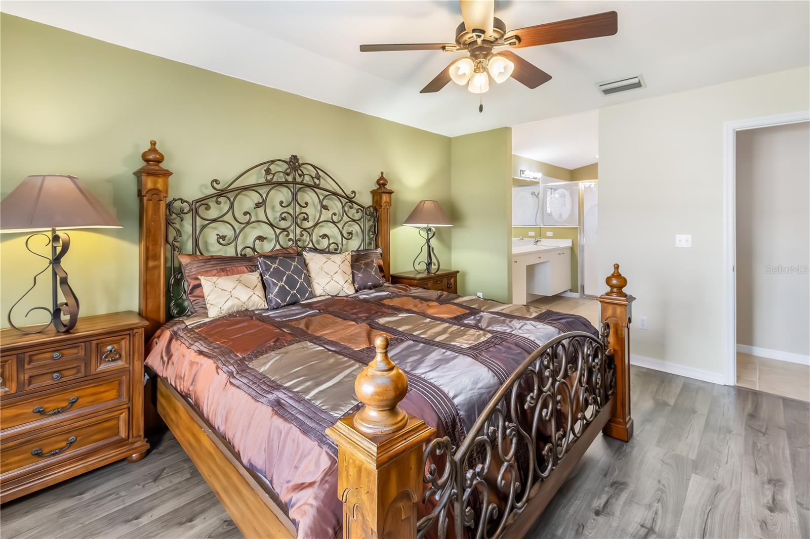 Image 13 of 27 For 6820 Amici Court