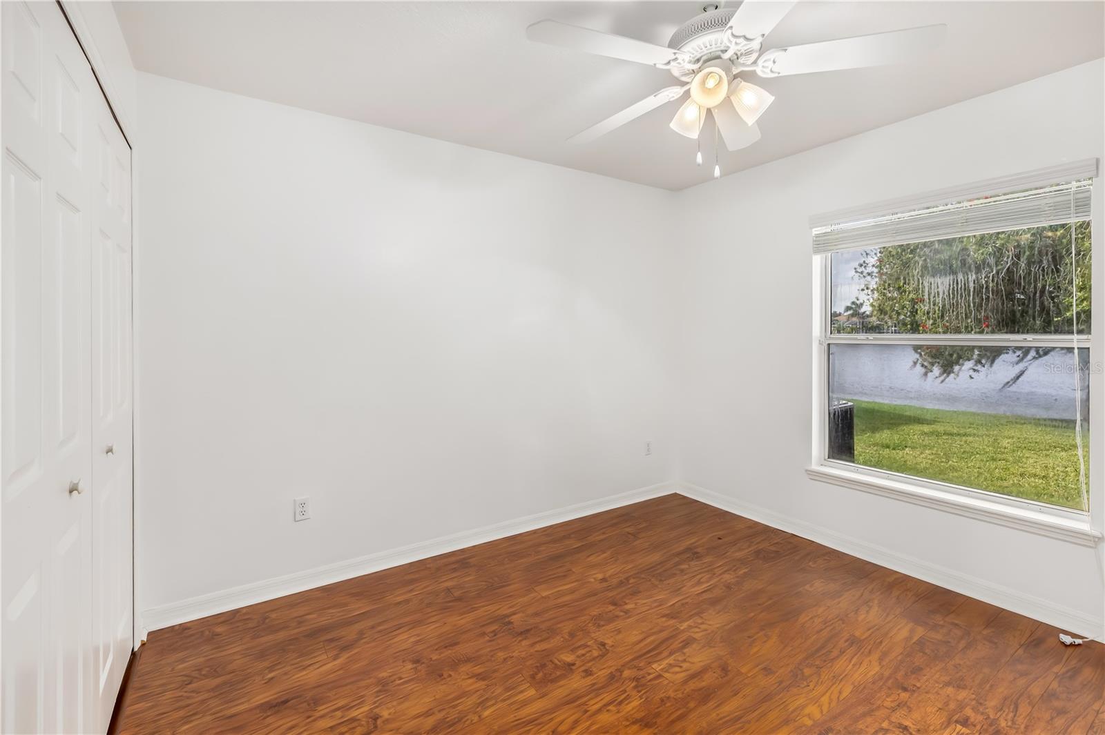 Image 17 of 27 For 6820 Amici Court