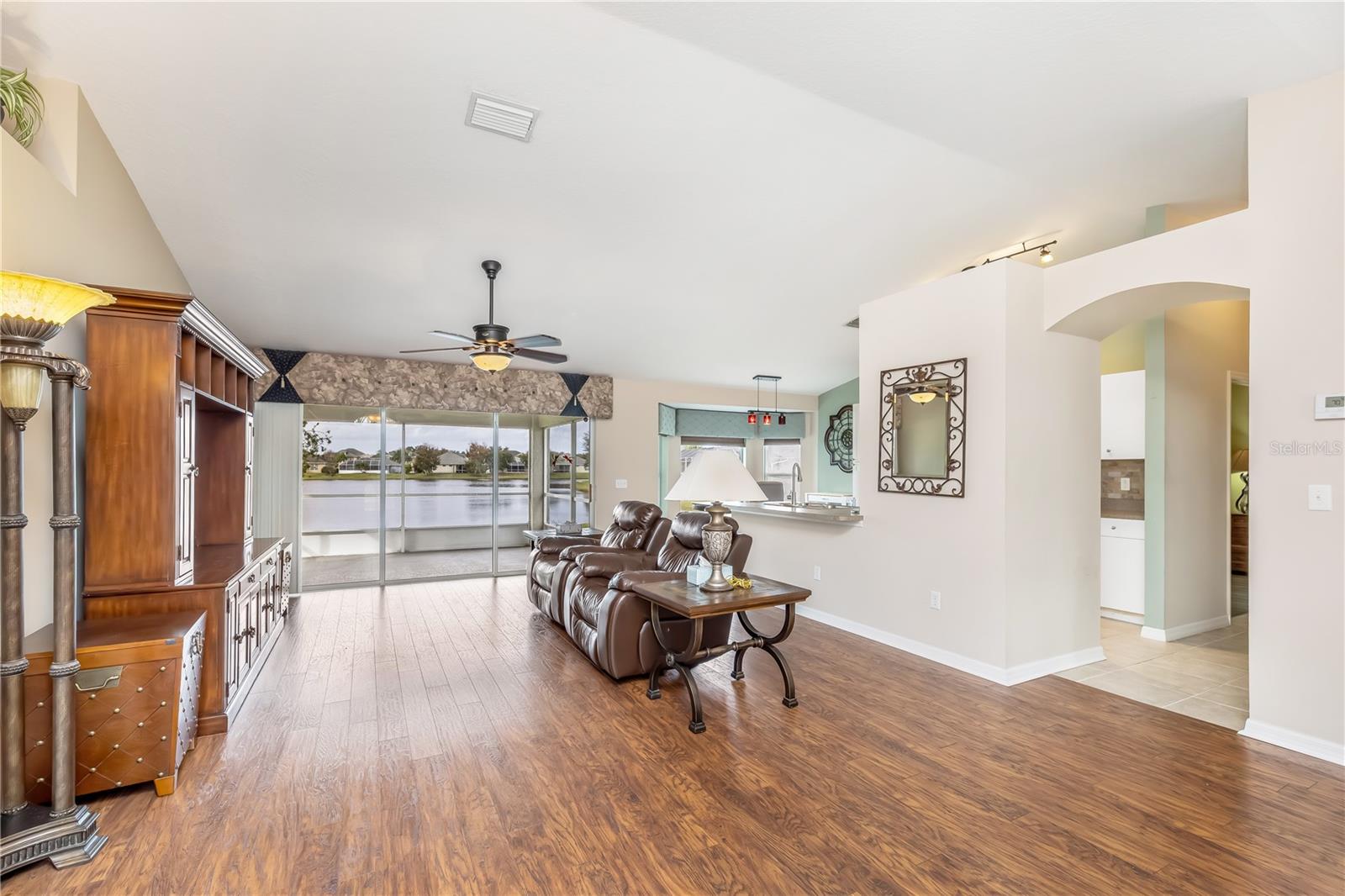 Image 21 of 27 For 6820 Amici Court