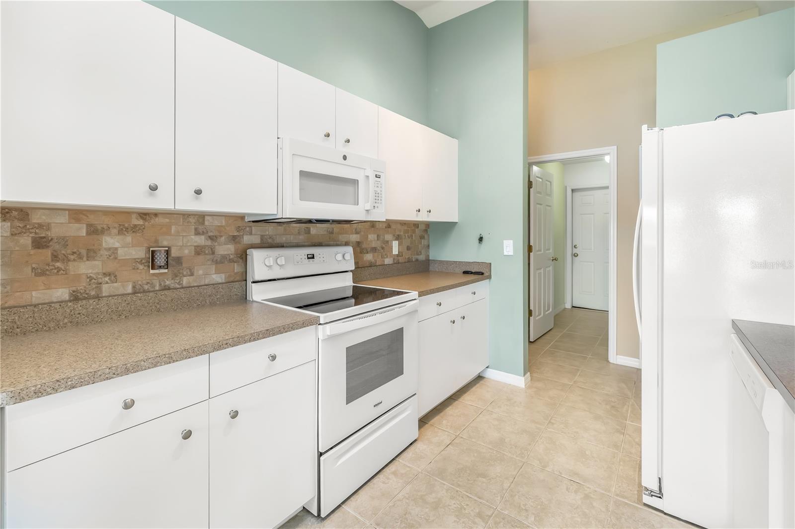 Image 8 of 27 For 6820 Amici Court