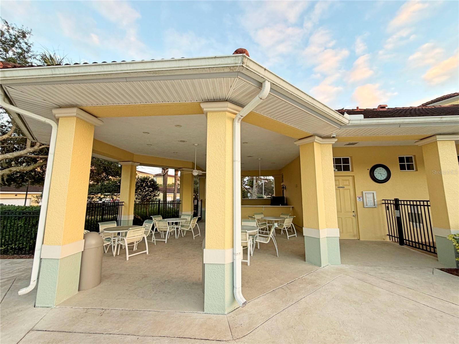 Image 19 of 23 For 1100 Canopy Walk  1112