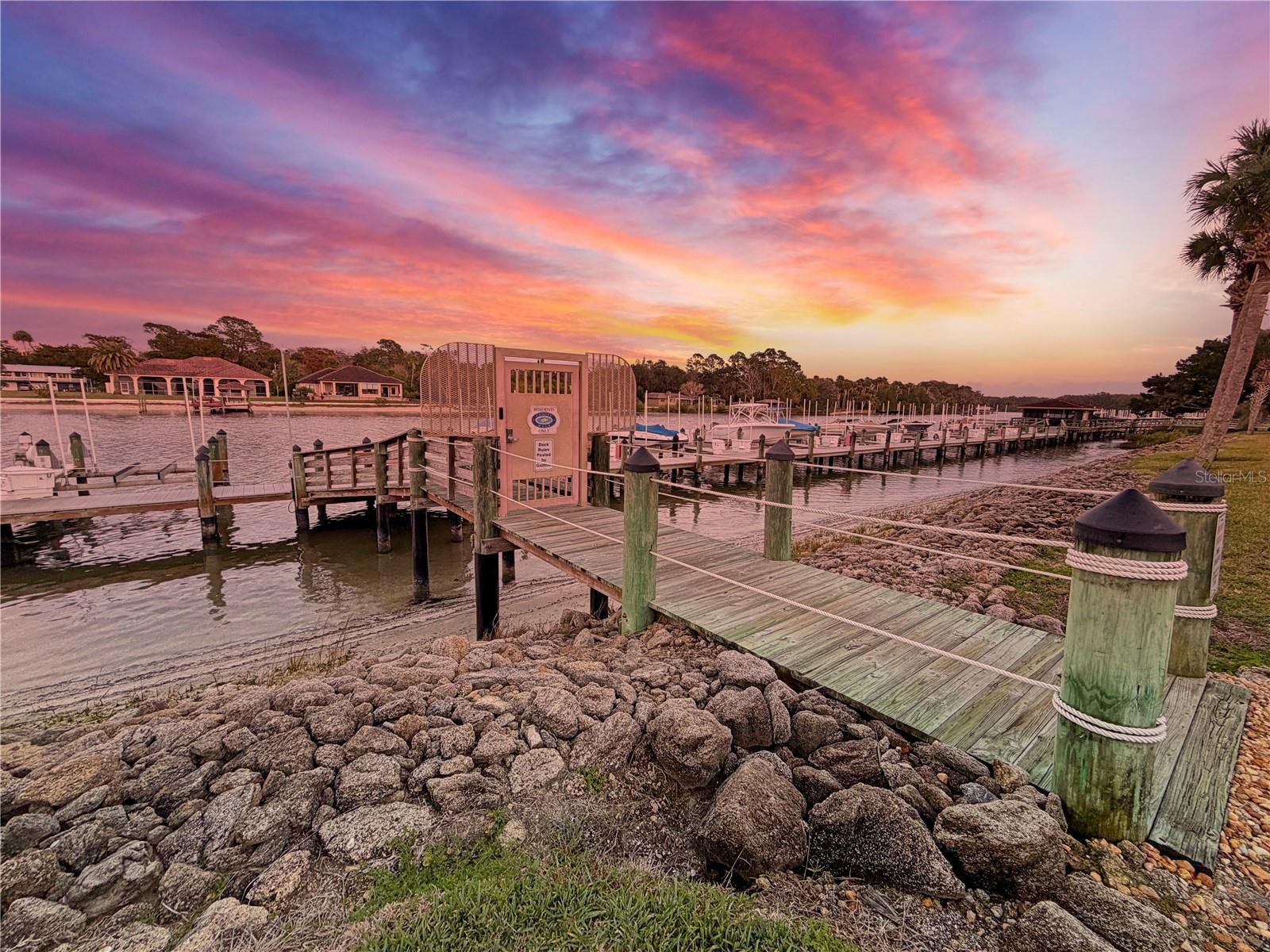 Image 20 of 23 For 1100 Canopy Walk  1112