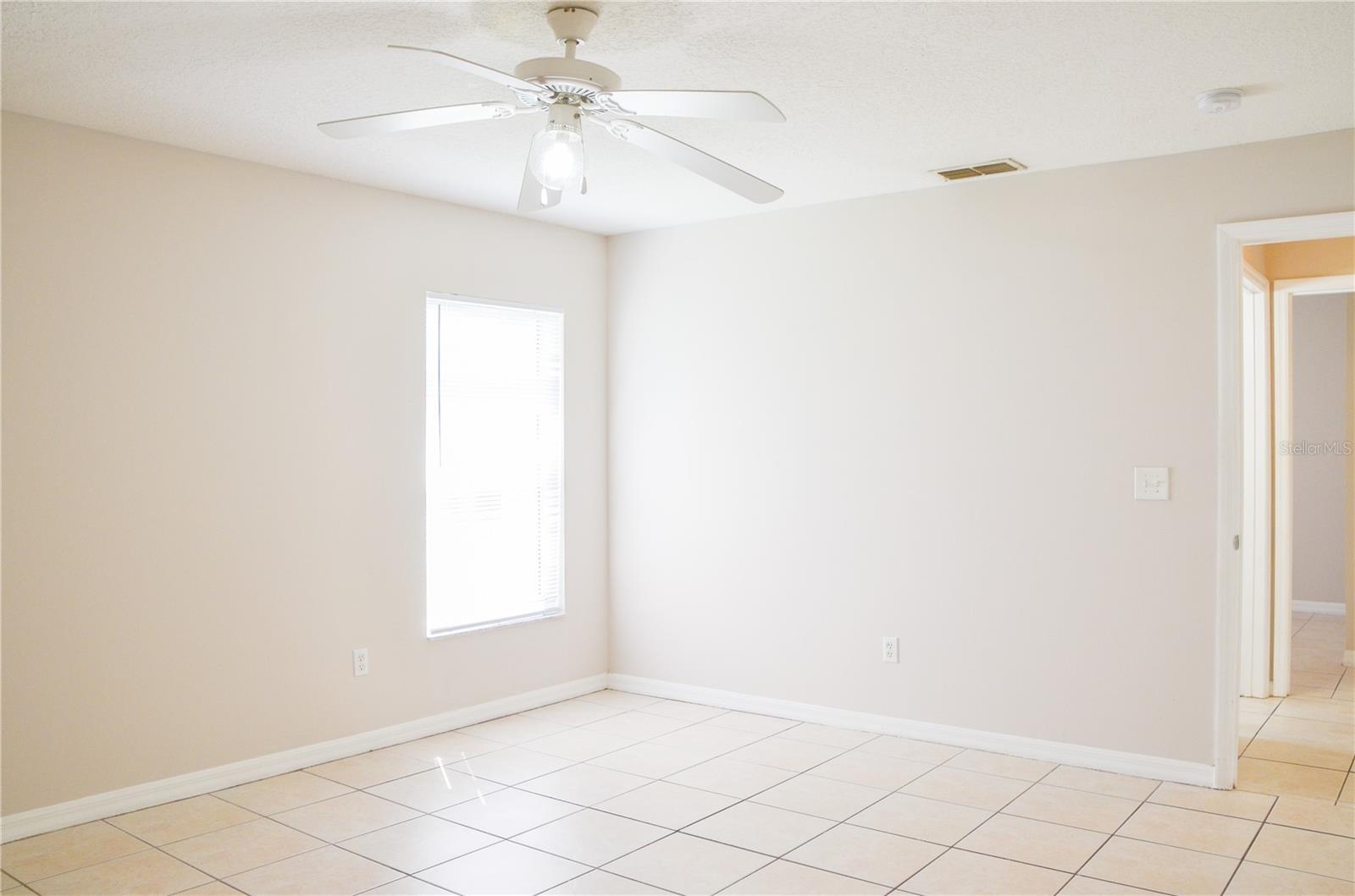 Image 16 of 24 For 33 Pine Haven Drive B