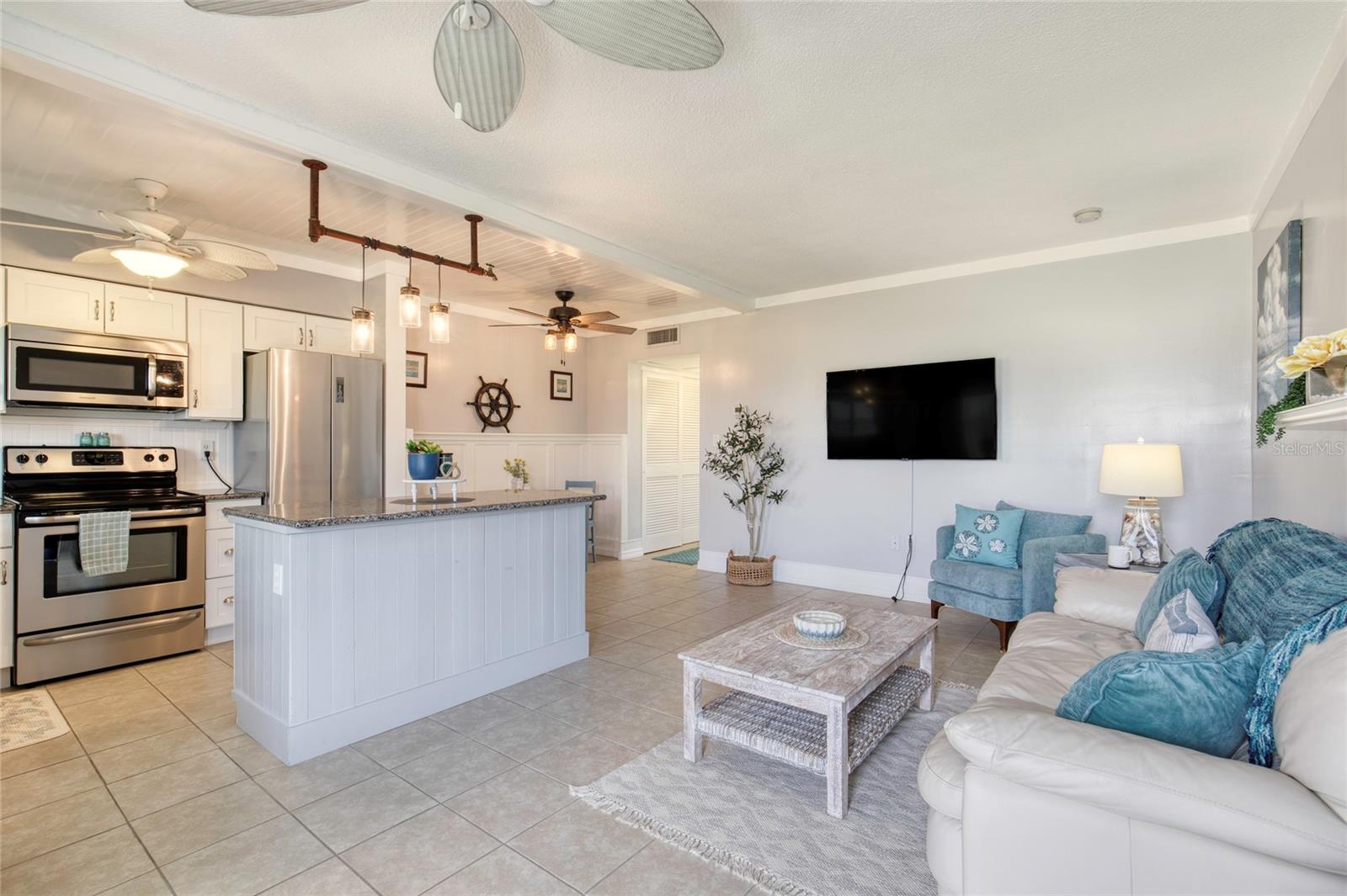 Image 4 of 53 For 3013 Halifax Avenue B3