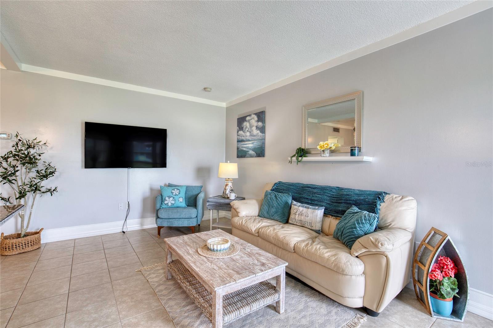 Image 5 of 53 For 3013 Halifax Avenue B3