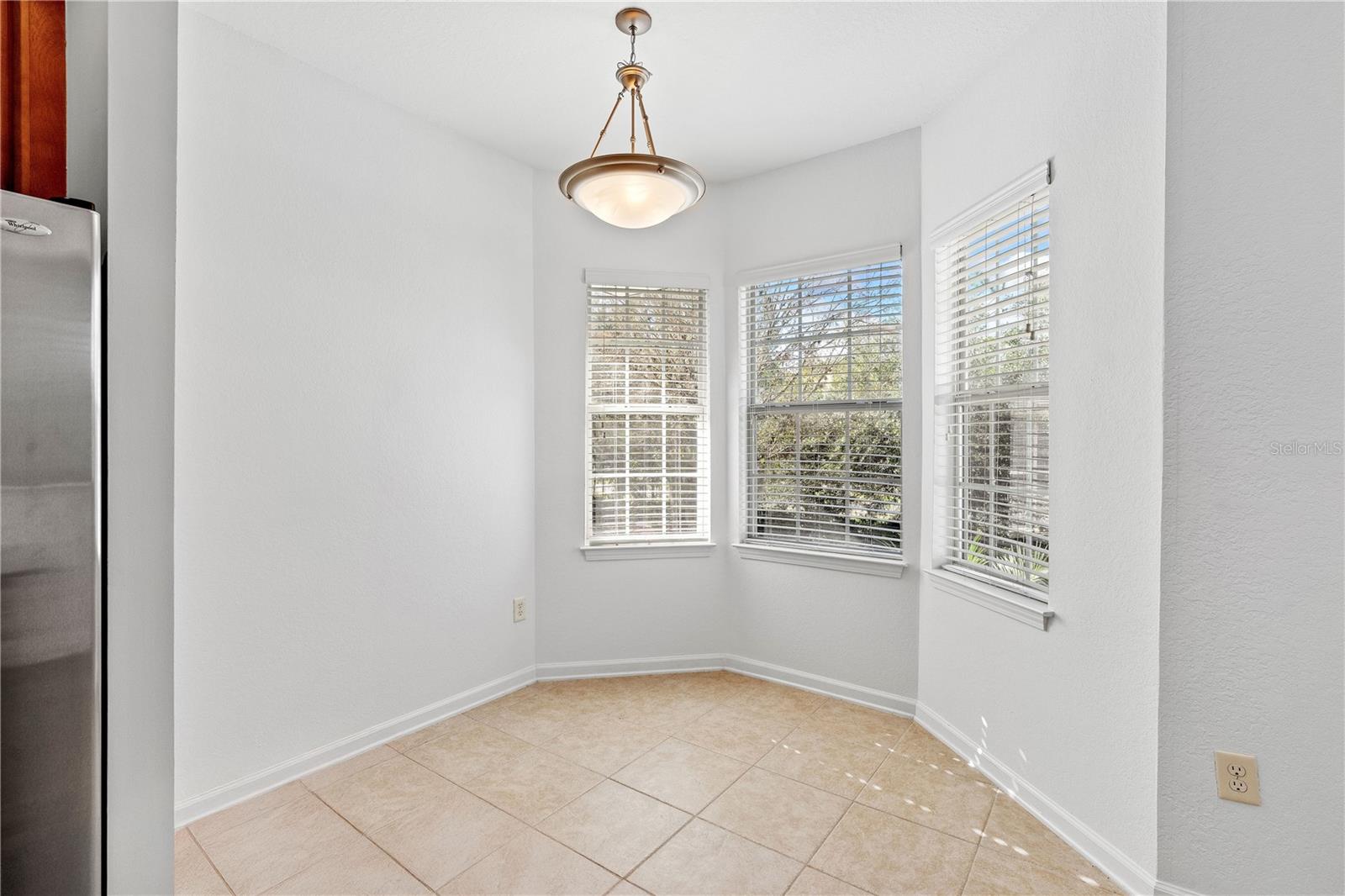 Image 26 of 60 For 215 Bayberry Circle 605