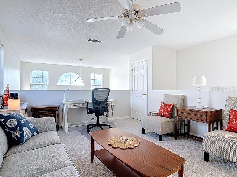 Image 24 of 37 For 14 Cedarview Court