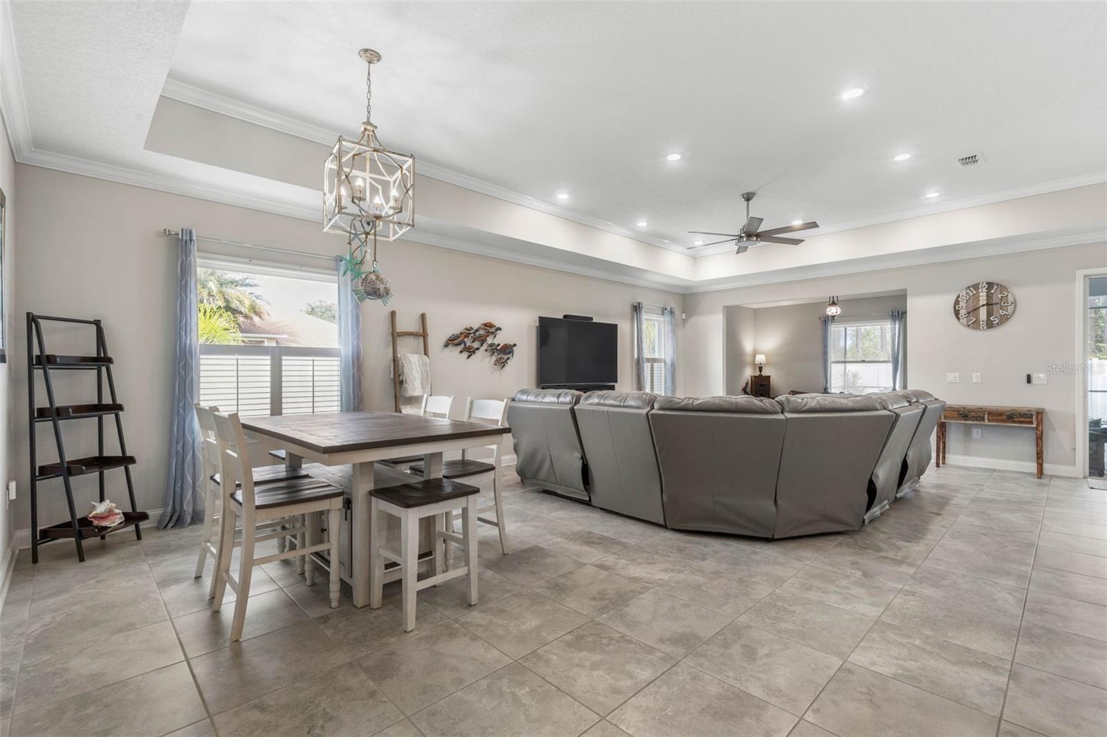 Image 10 of 66 For 1 Essex Place