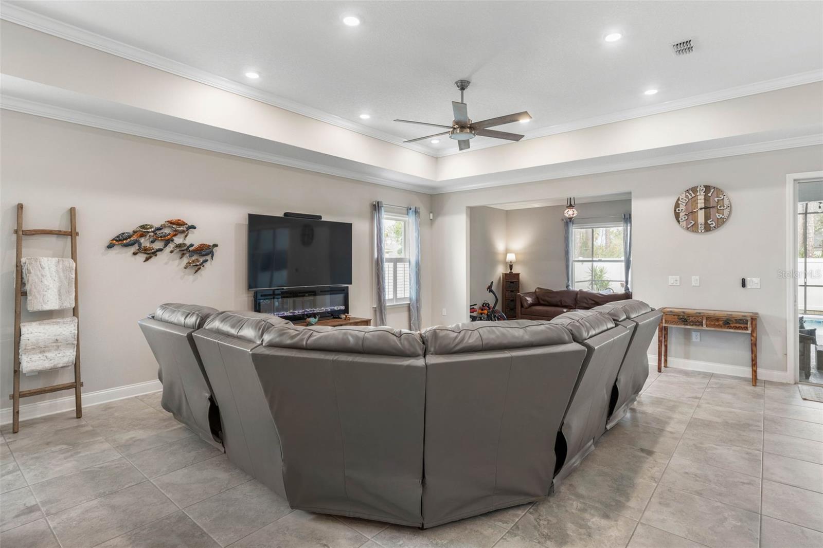 Image 11 of 66 For 1 Essex Place