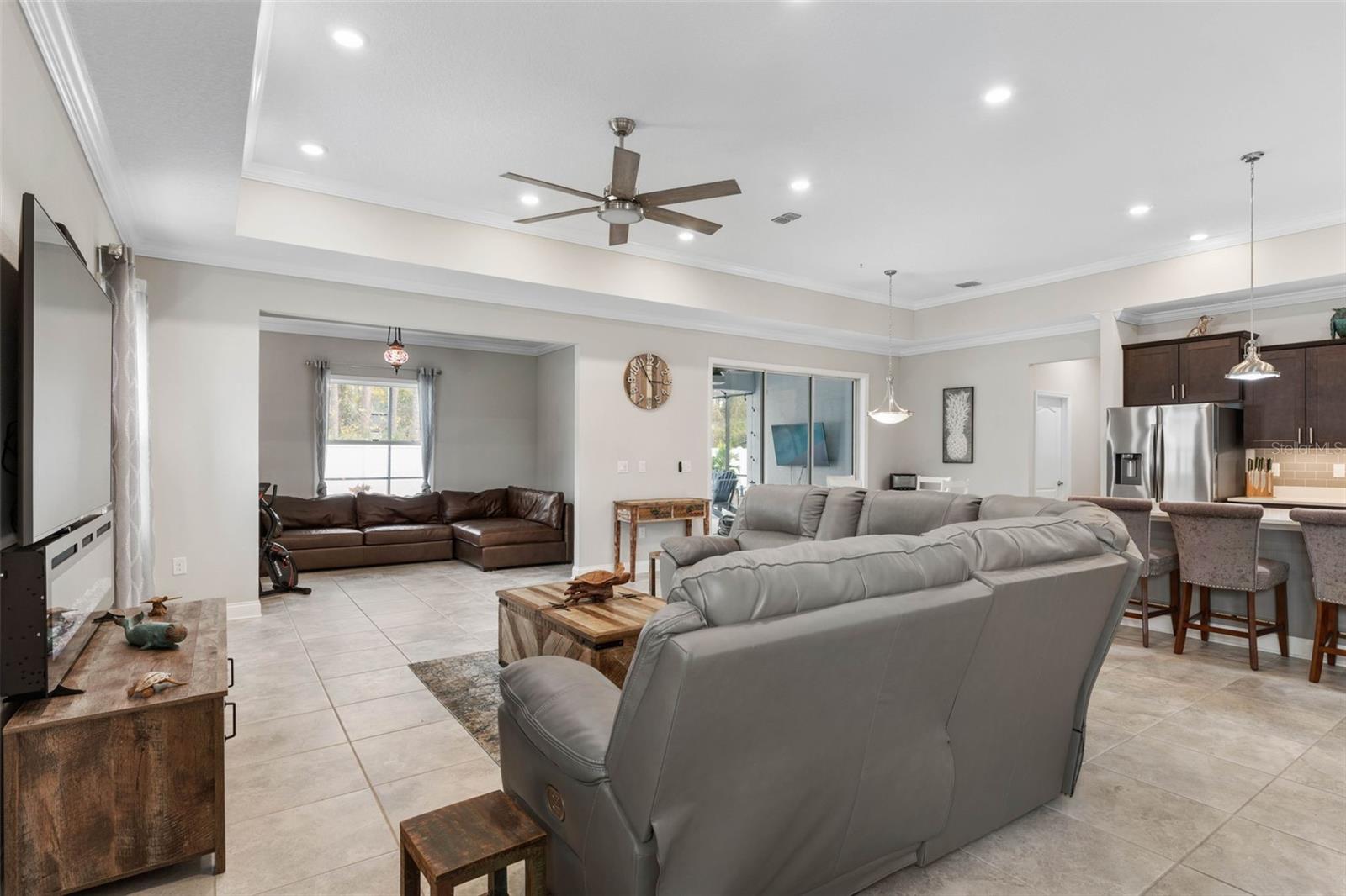 Image 22 of 66 For 1 Essex Place