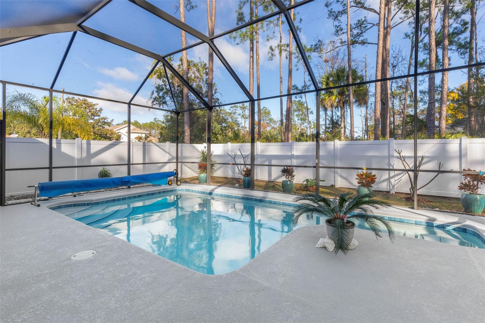 Image 28 of 66 For 1 Essex Place