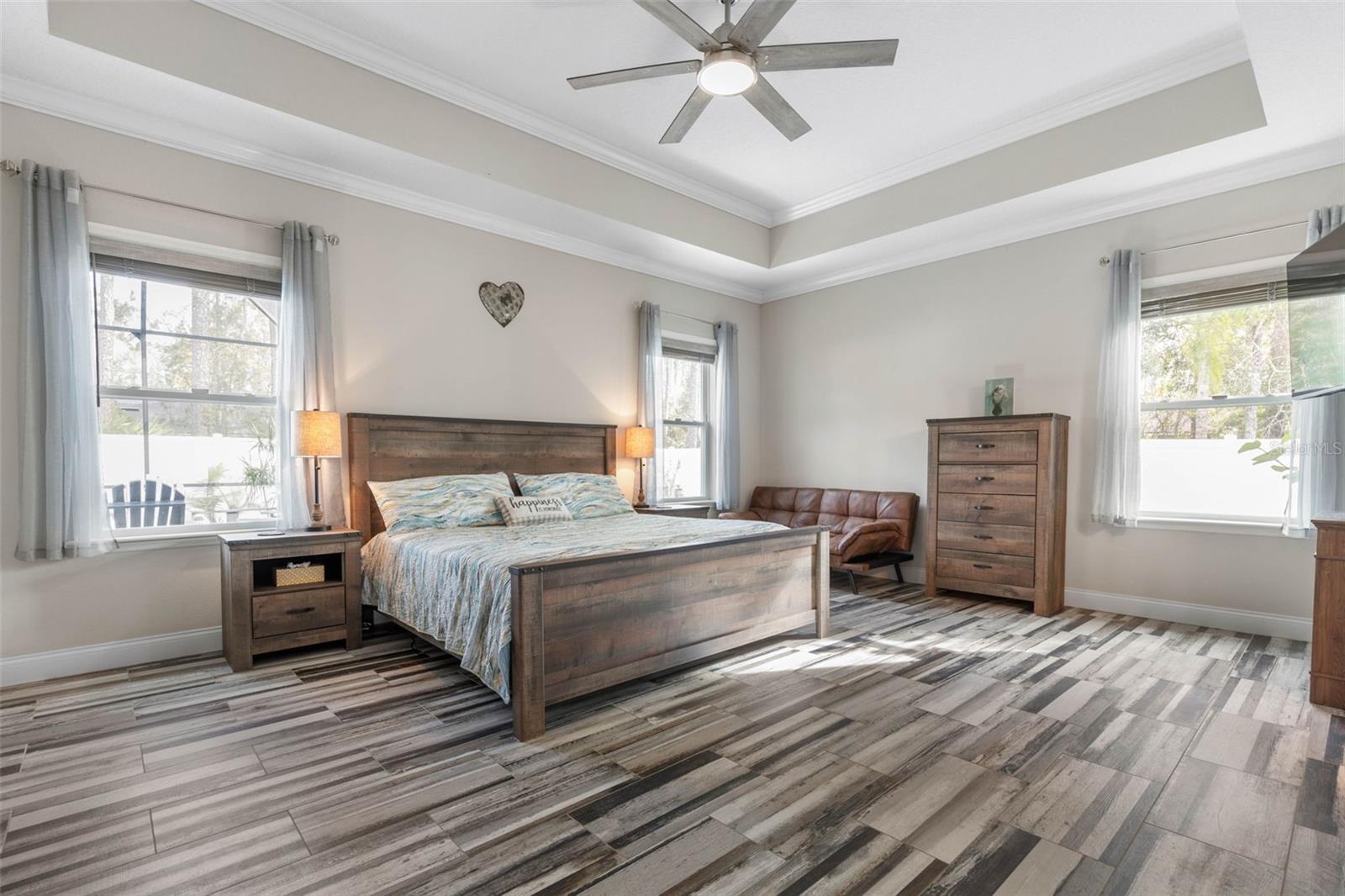 Image 34 of 66 For 1 Essex Place