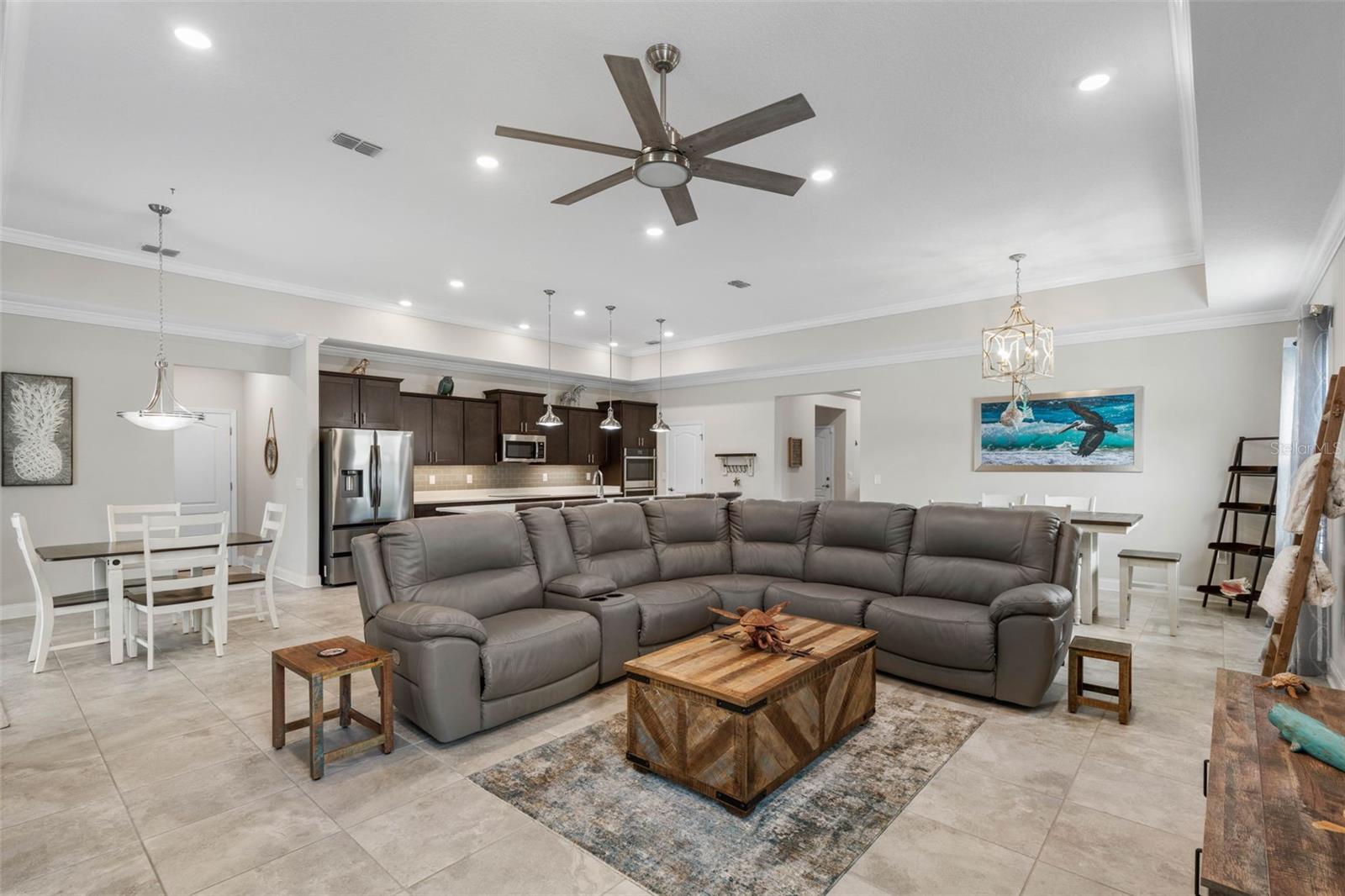 Image 9 of 66 For 1 Essex Place