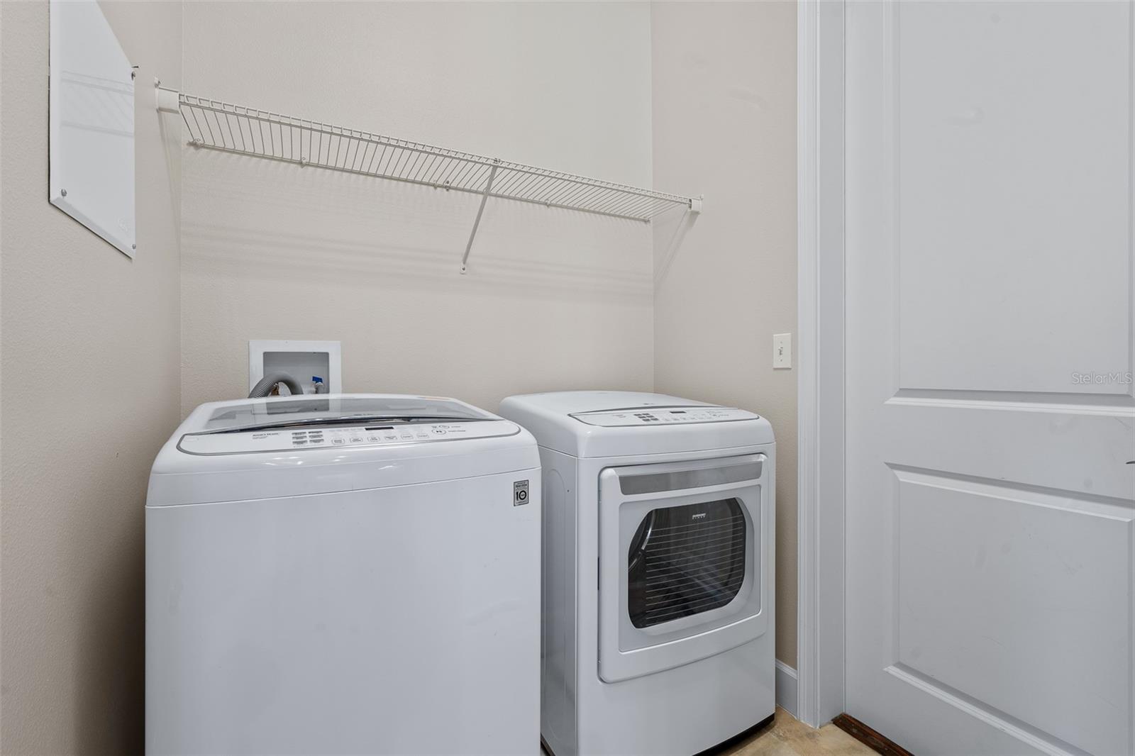 Image 21 of 54 For 663 Southlake Drive