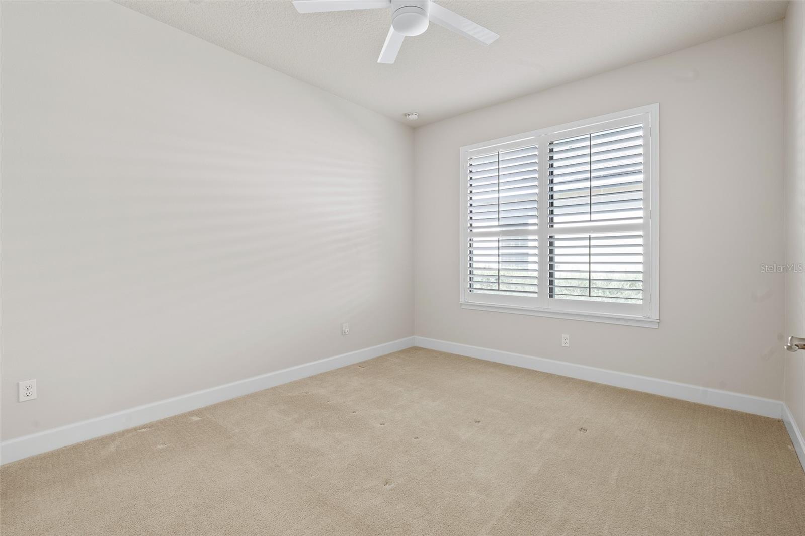 Image 31 of 54 For 663 Southlake Drive