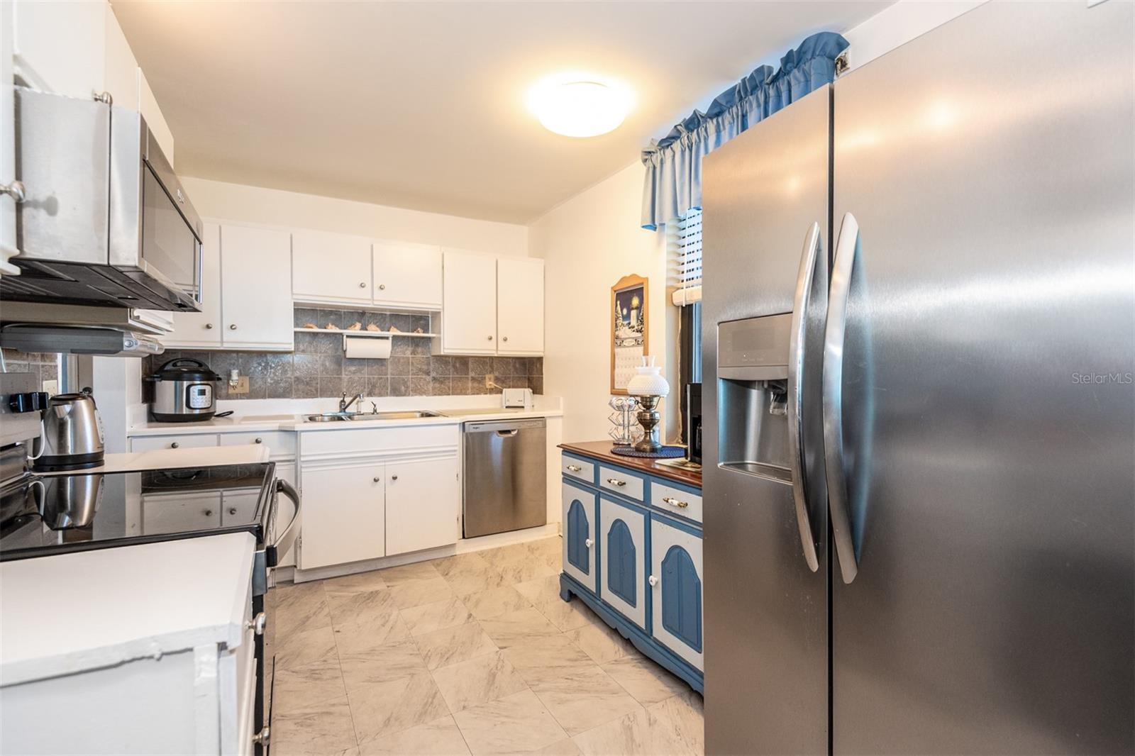 Image 23 of 77 For 3370 Ocean Shore Boulevard 4060