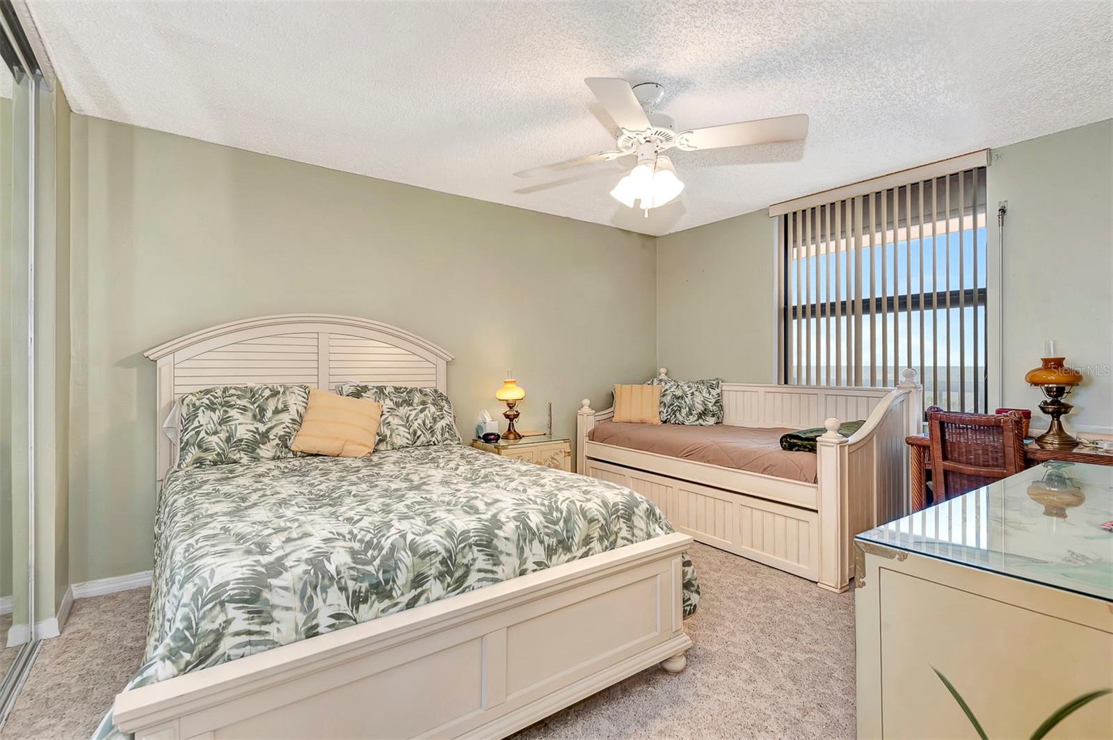 Image 25 of 77 For 3370 Ocean Shore Boulevard 4060