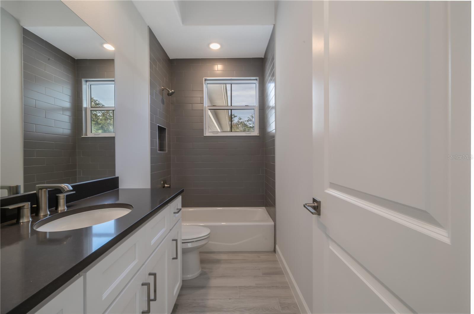 Image 27 of 43 For 110 New Leatherwood Drive