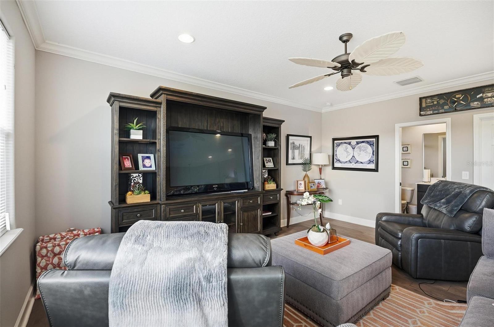 Image 57 of 97 For 55 New Water Oak Drive