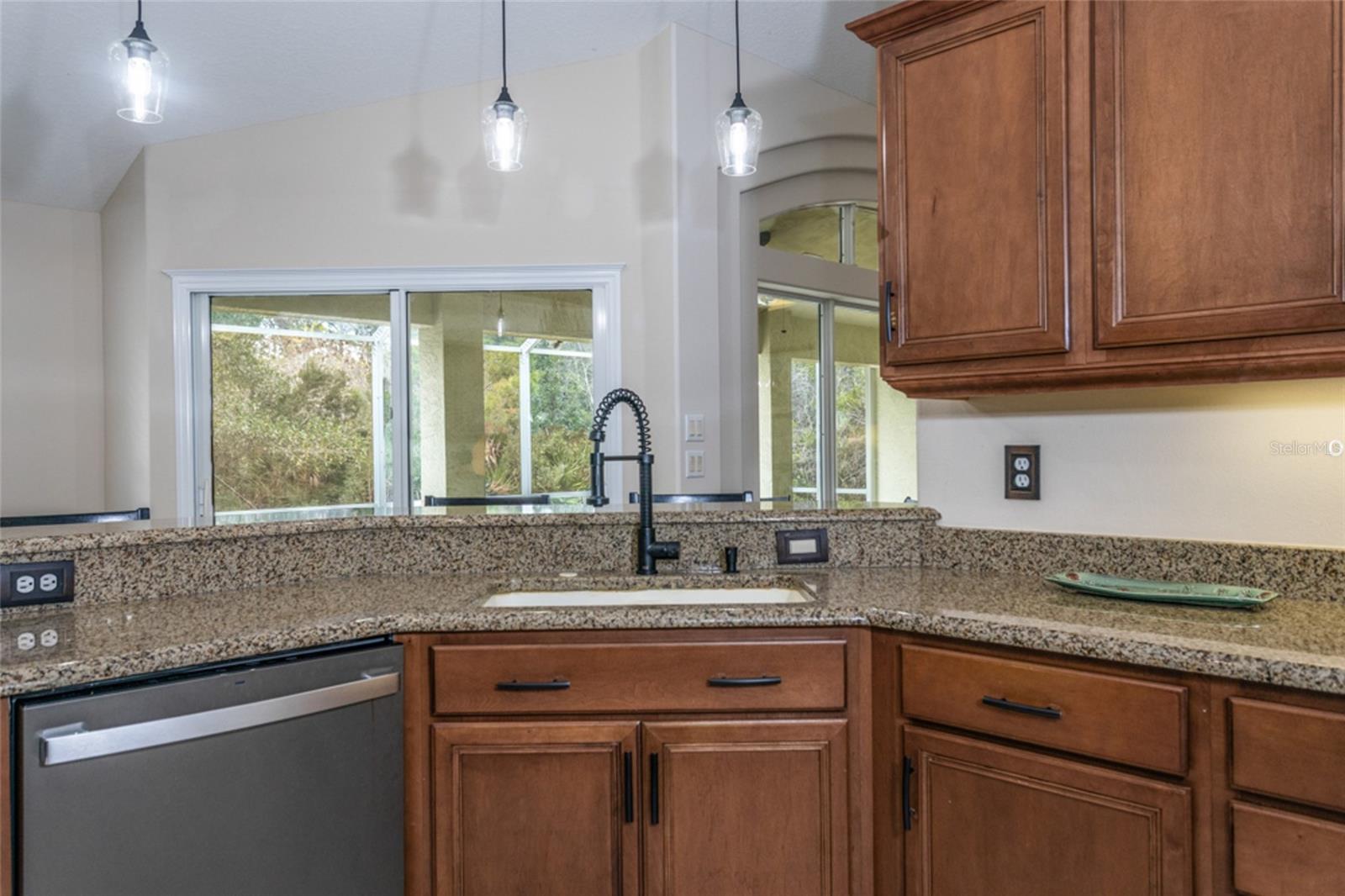 Image 5 of 29 For 14 Sandpiper Court