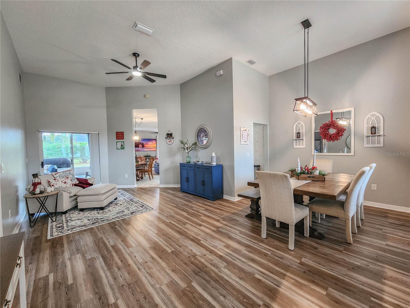 Image 27 of 29 For 42 Woodlyn Lane