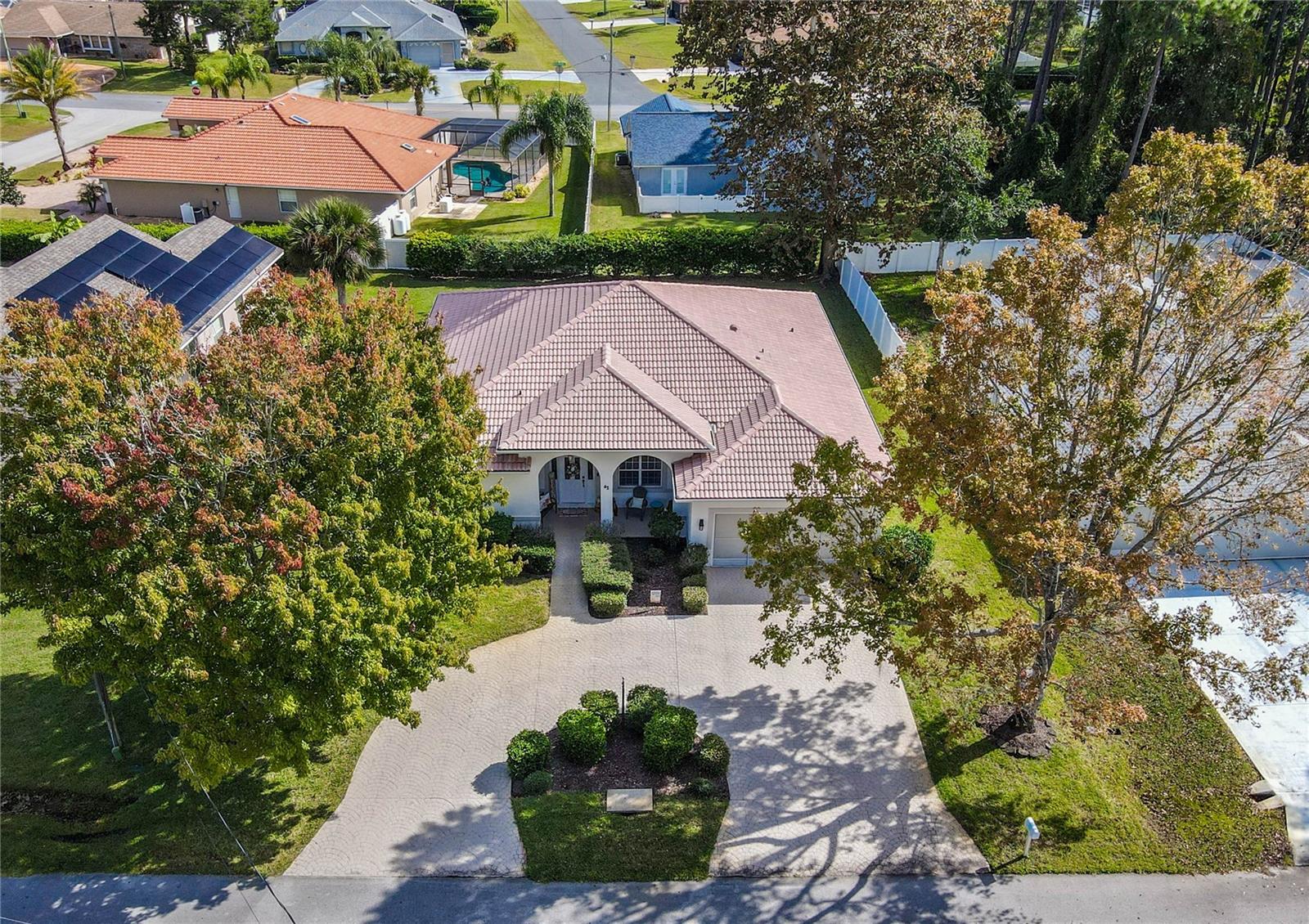 Image 4 of 29 For 42 Woodlyn Lane