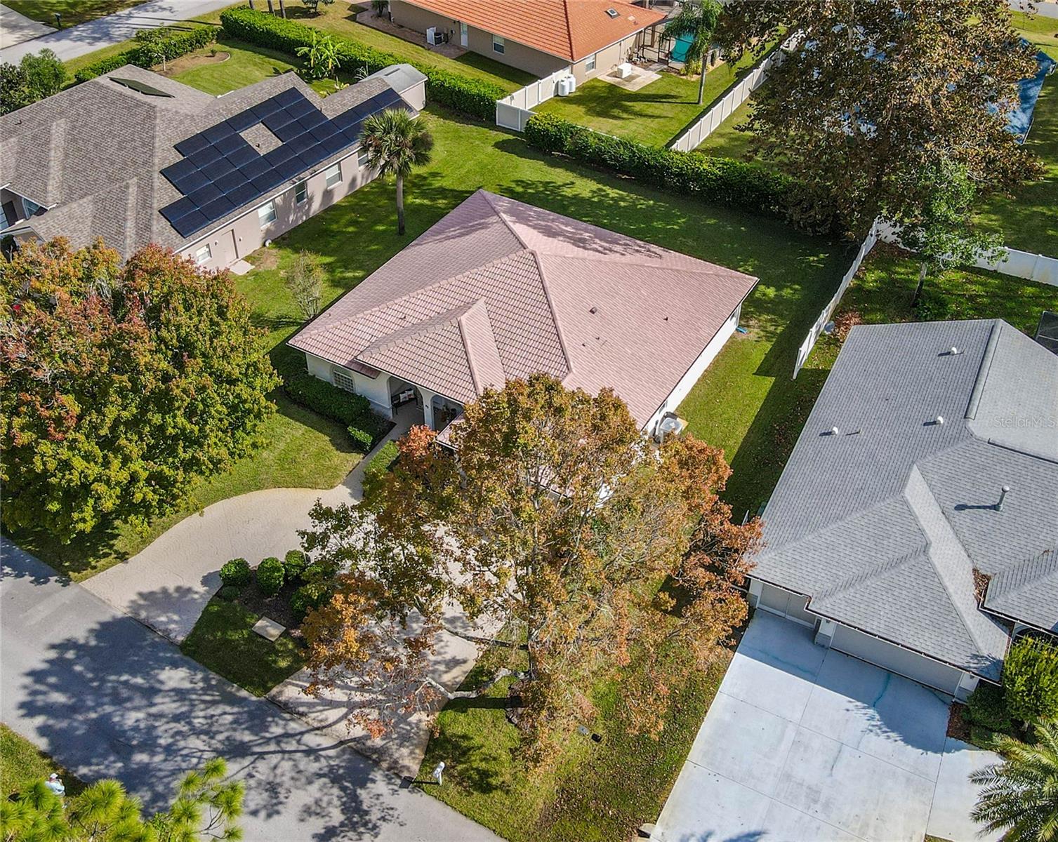 Image 8 of 29 For 42 Woodlyn Lane