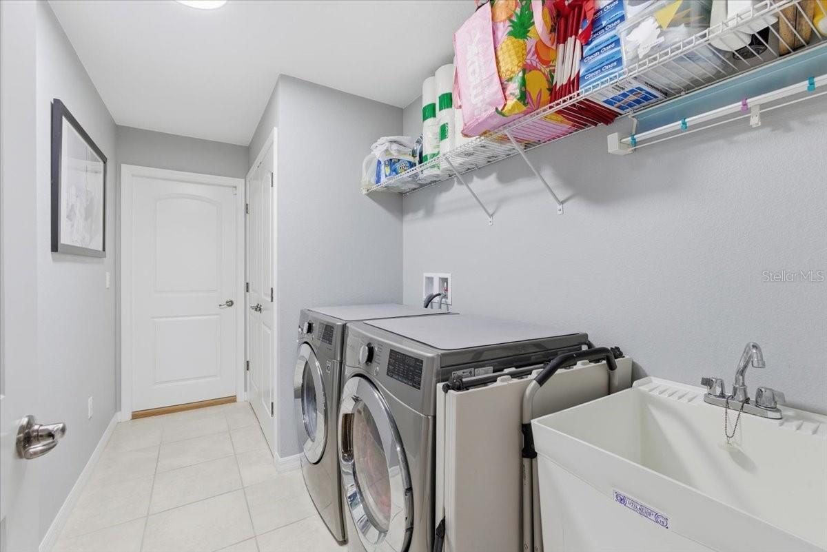 Image 23 of 31 For 6 Arena Lake Drive