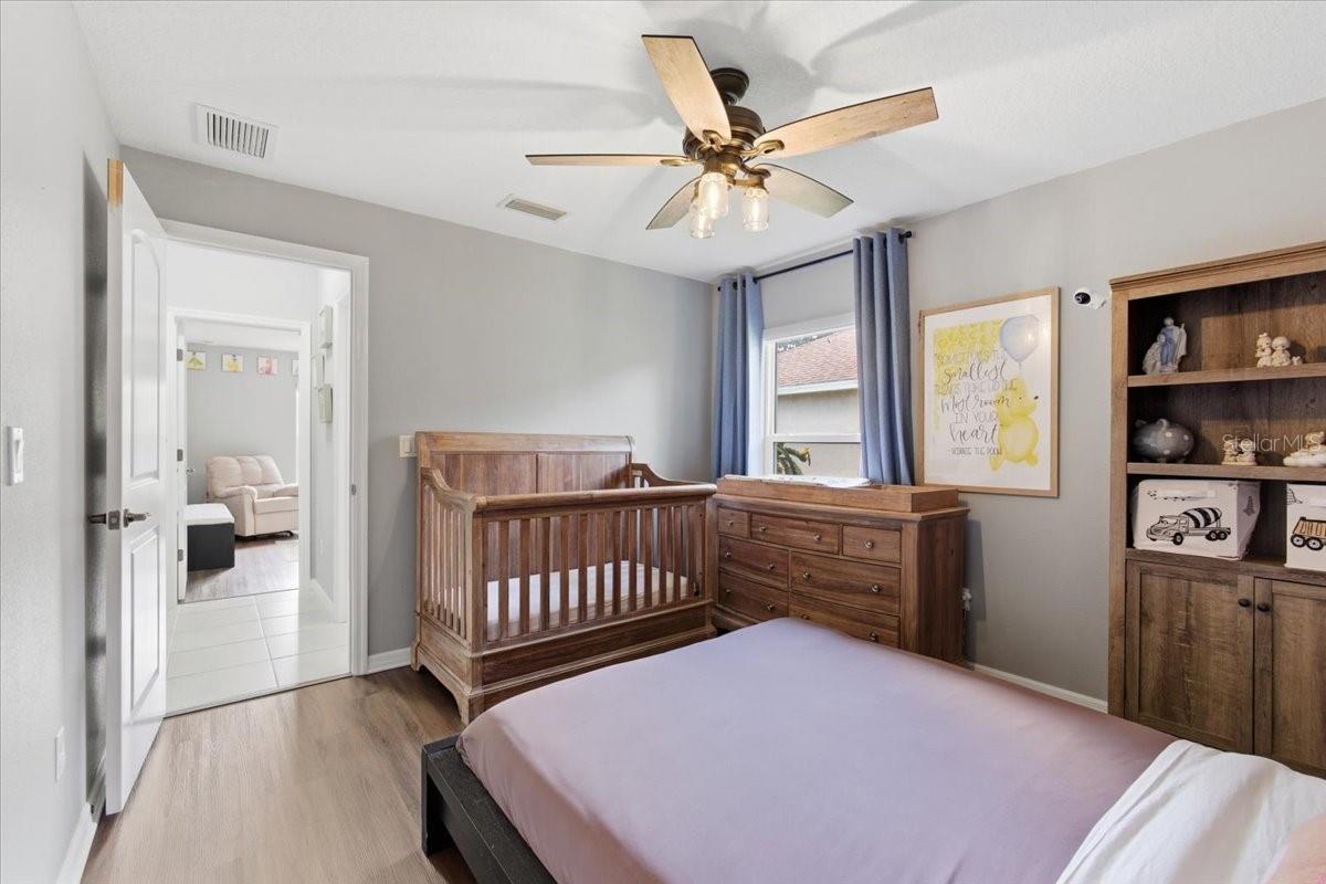 Image 26 of 31 For 6 Arena Lake Drive