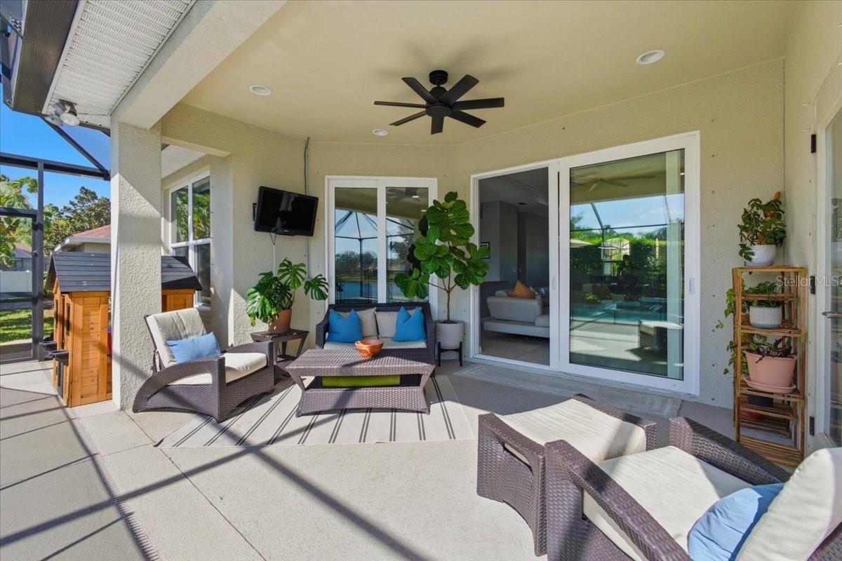 Image 27 of 31 For 6 Arena Lake Drive