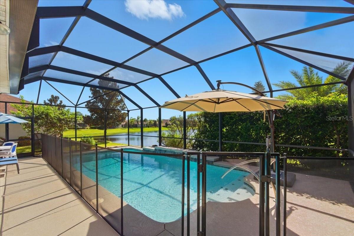 Image 5 of 31 For 6 Arena Lake Drive