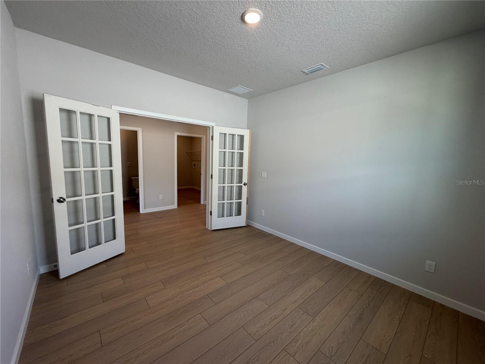 Image 19 of 40 For 54 Pegasus Road