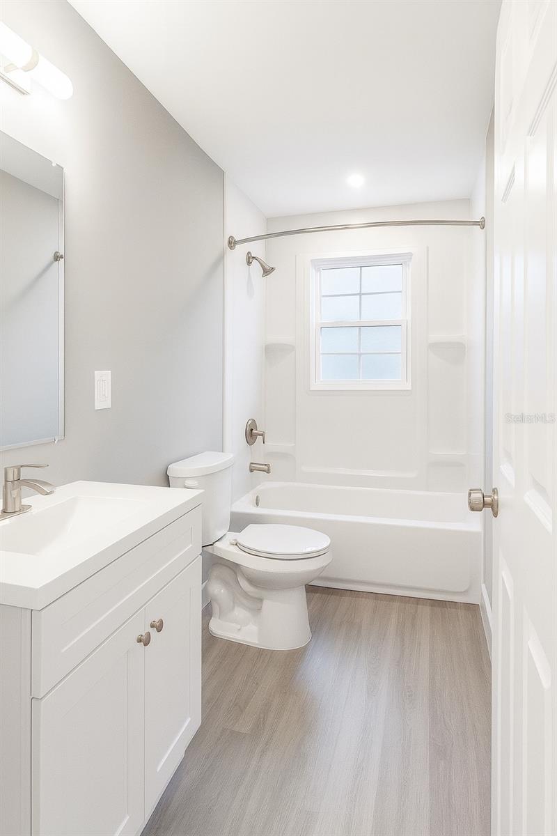 Image 4 of 9 For 7206 43rd Place