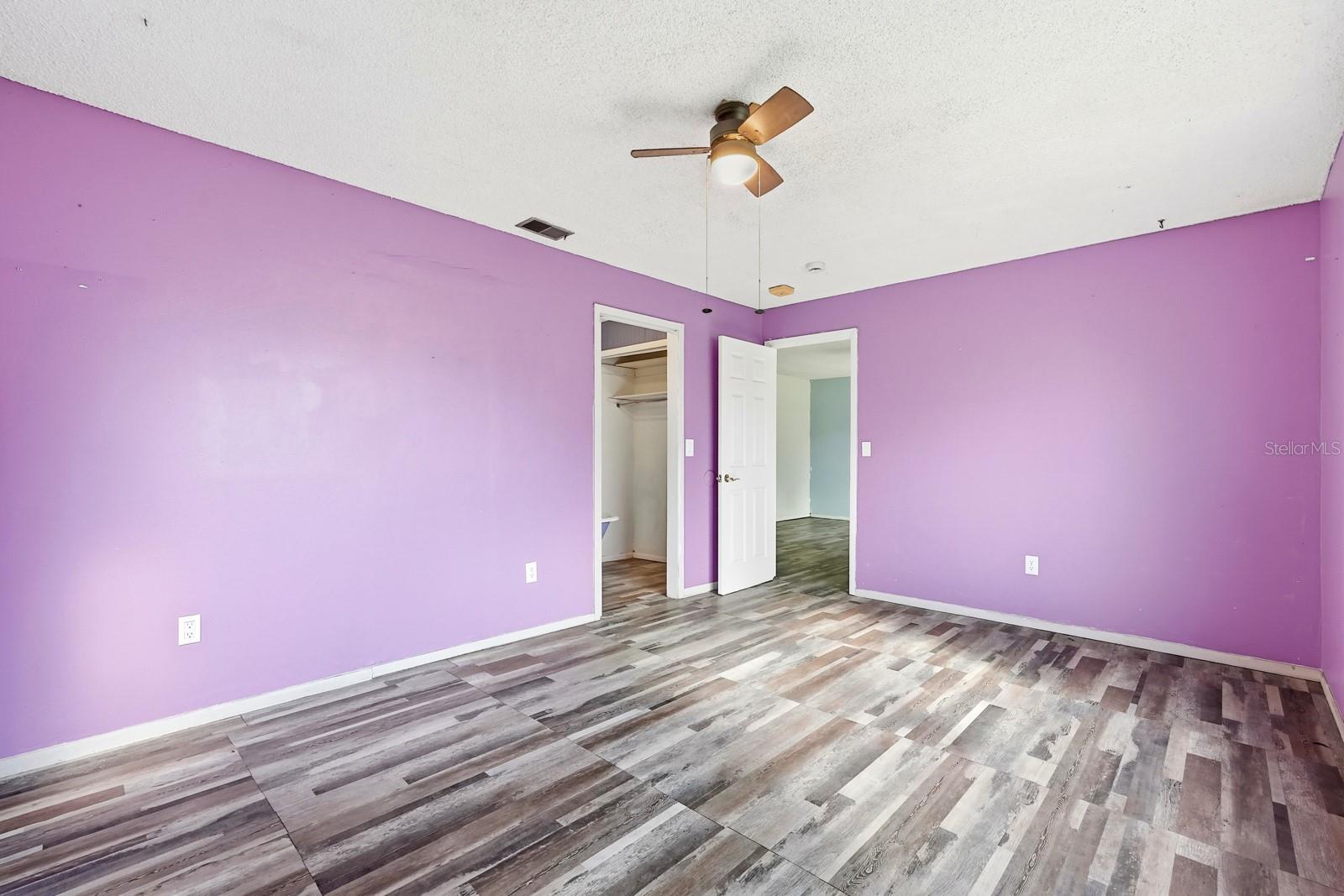 Image 15 of 36 For 205 Holly Drive