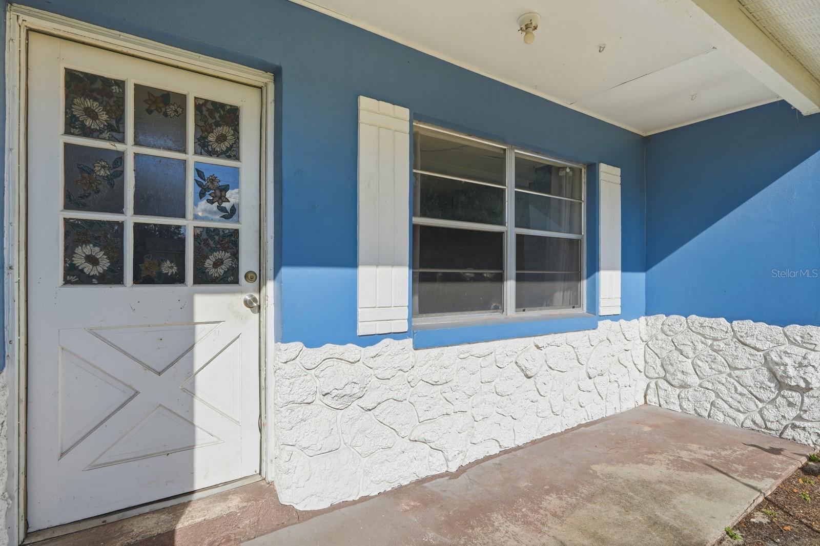 Image 2 of 36 For 205 Holly Drive