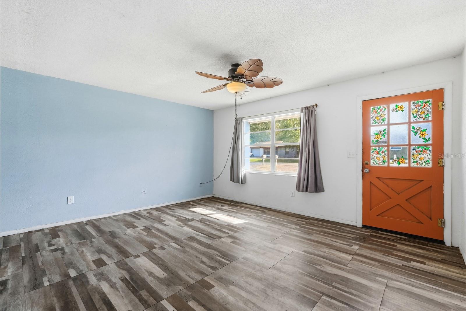 Image 3 of 36 For 205 Holly Drive