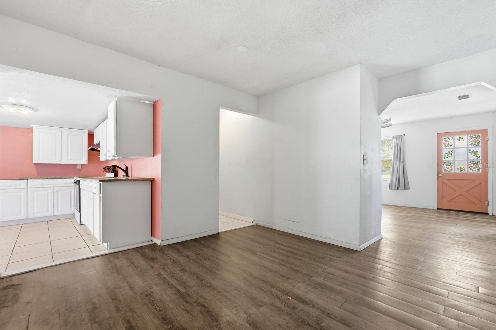 Image 8 of 36 For 205 Holly Drive