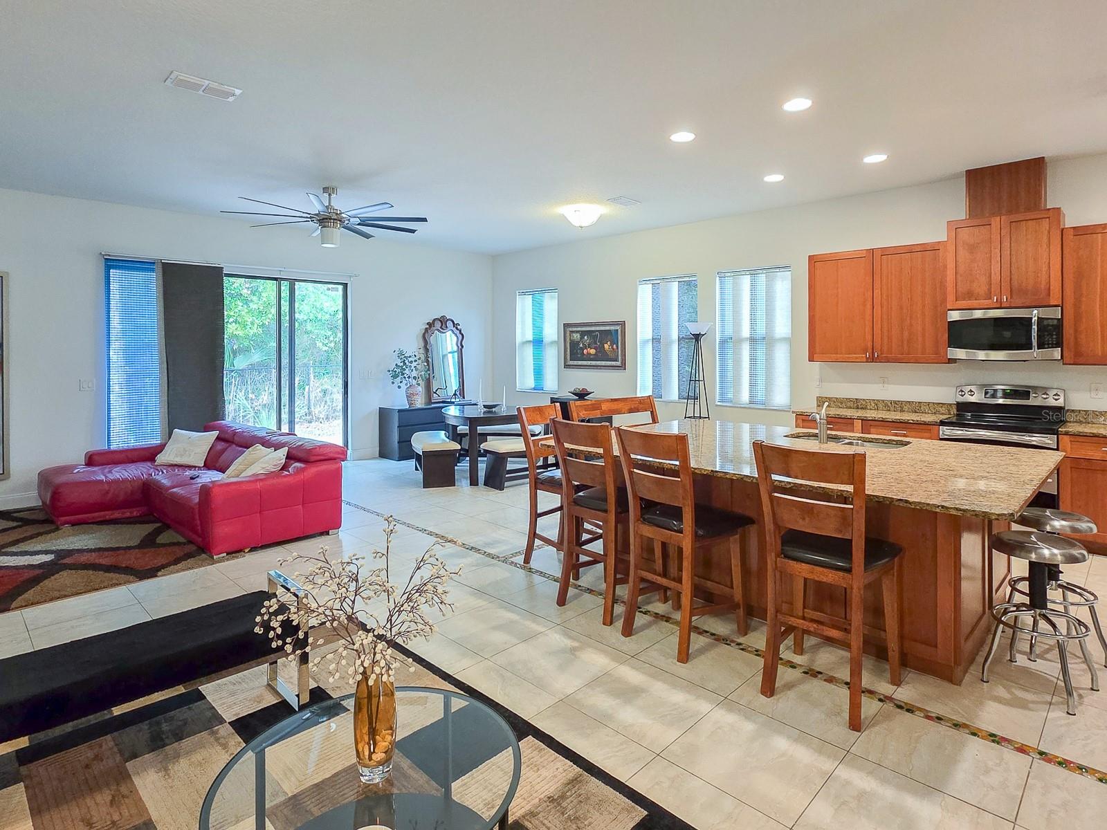 Image 11 of 74 For 13 River Oaks Way