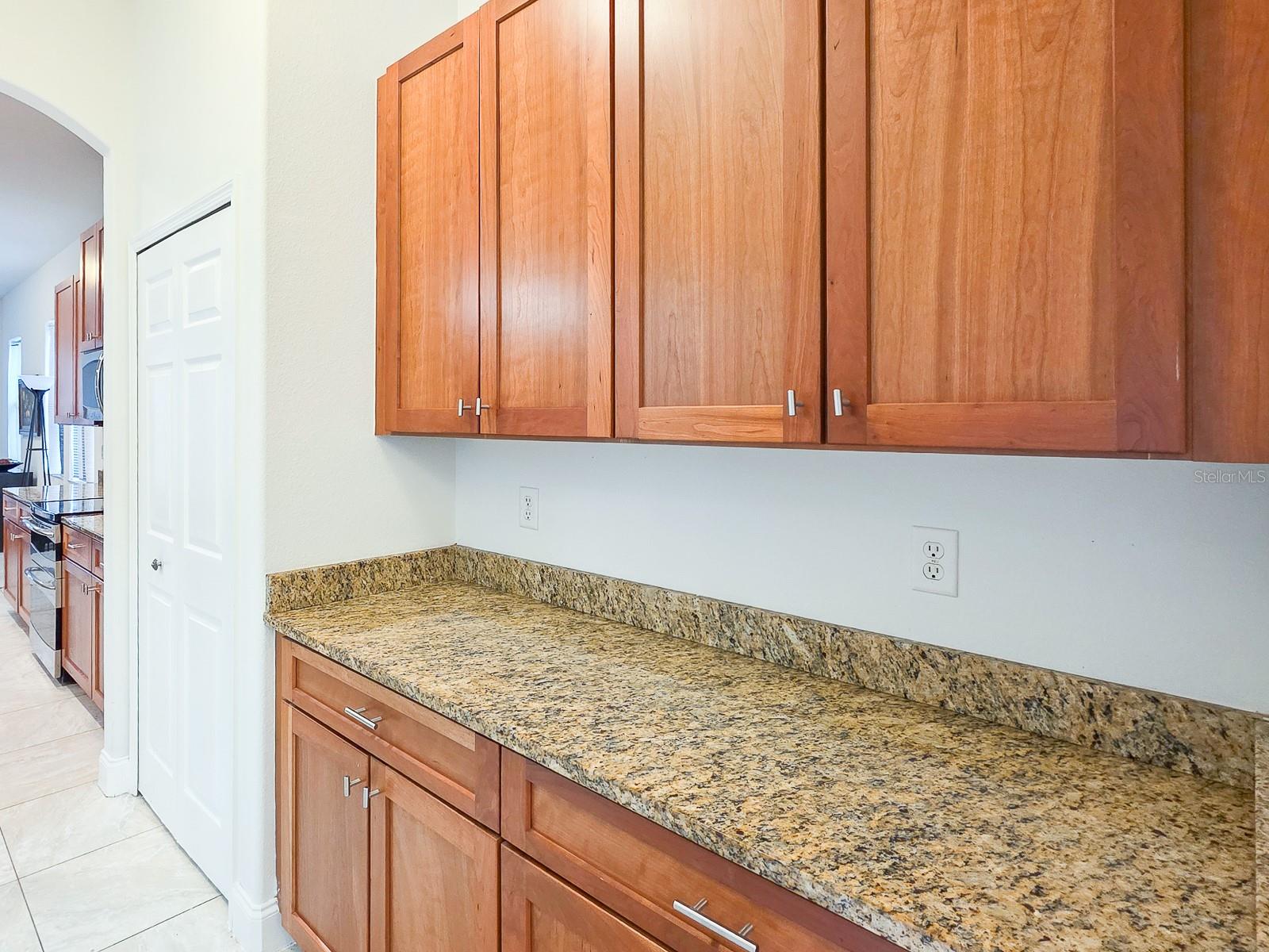 Image 22 of 74 For 13 River Oaks Way