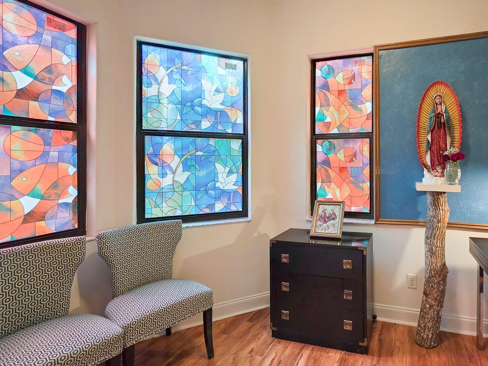 Image 27 of 74 For 13 River Oaks Way