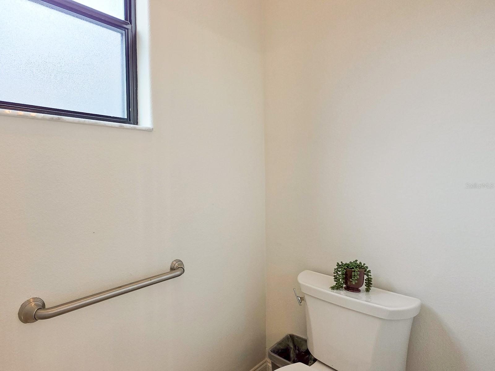 Image 33 of 74 For 13 River Oaks Way