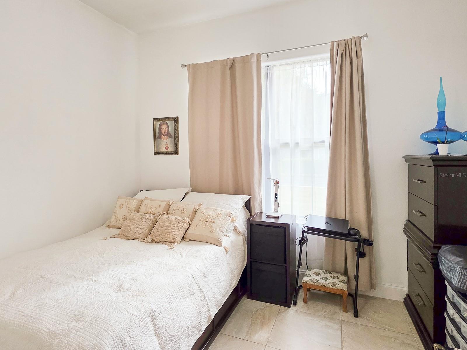 Image 34 of 74 For 13 River Oaks Way