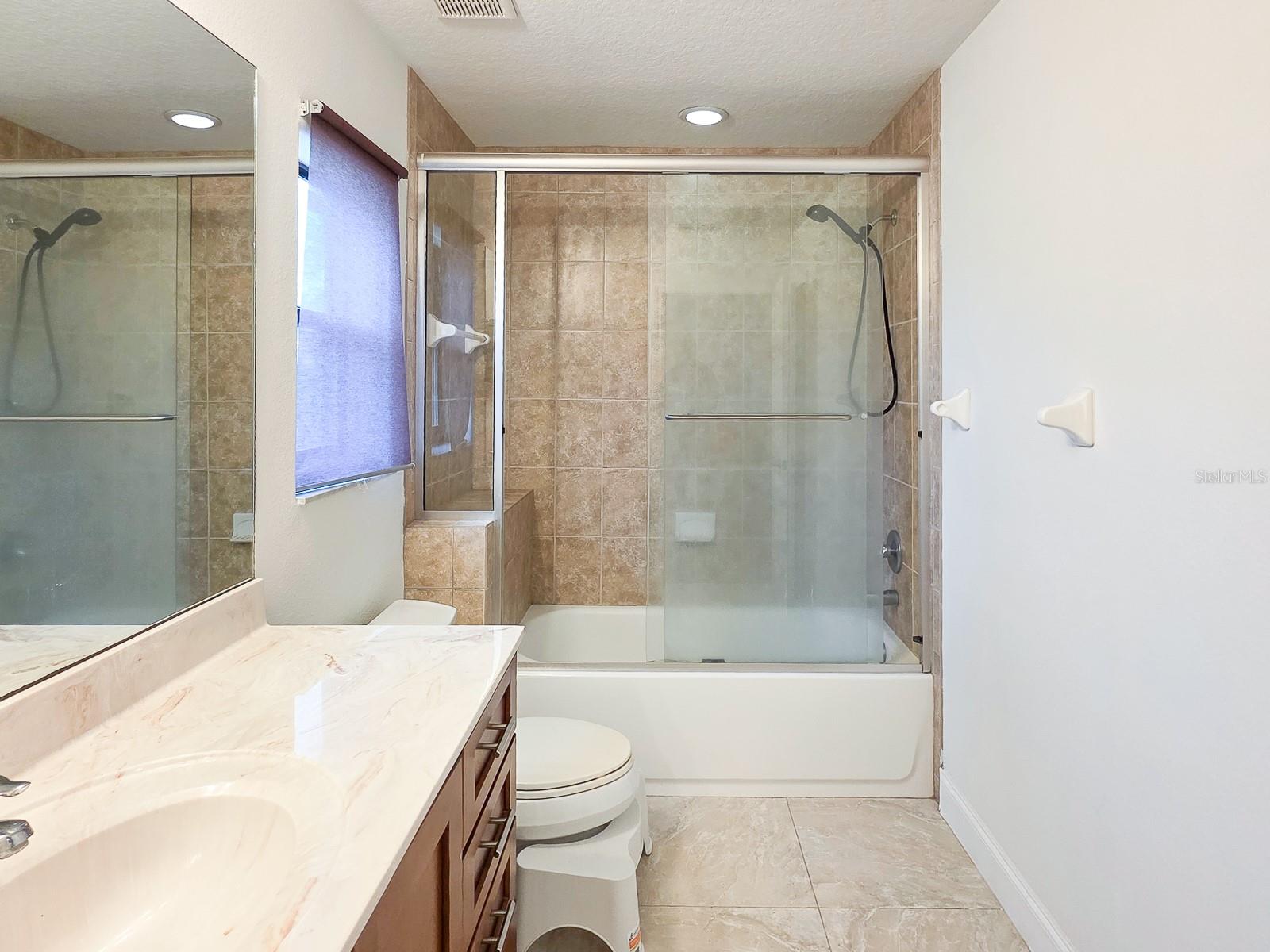 Image 44 of 74 For 13 River Oaks Way