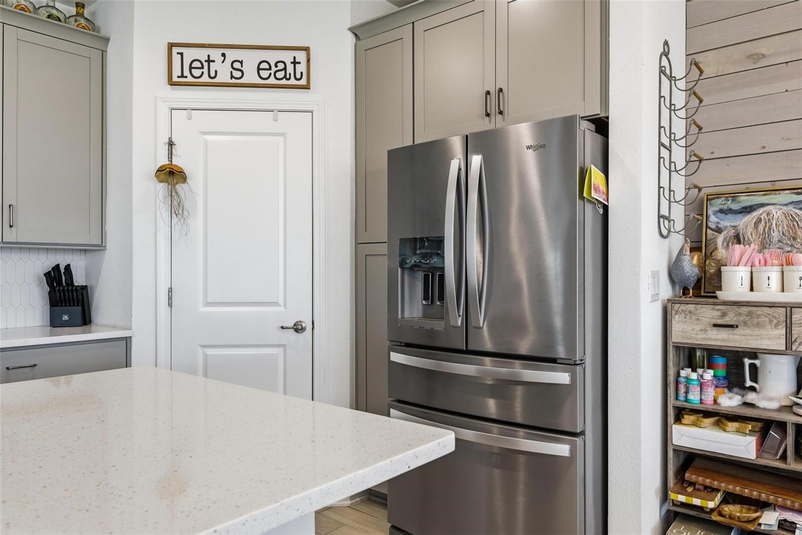 Image 21 of 58 For 296 Bermudez Way Way