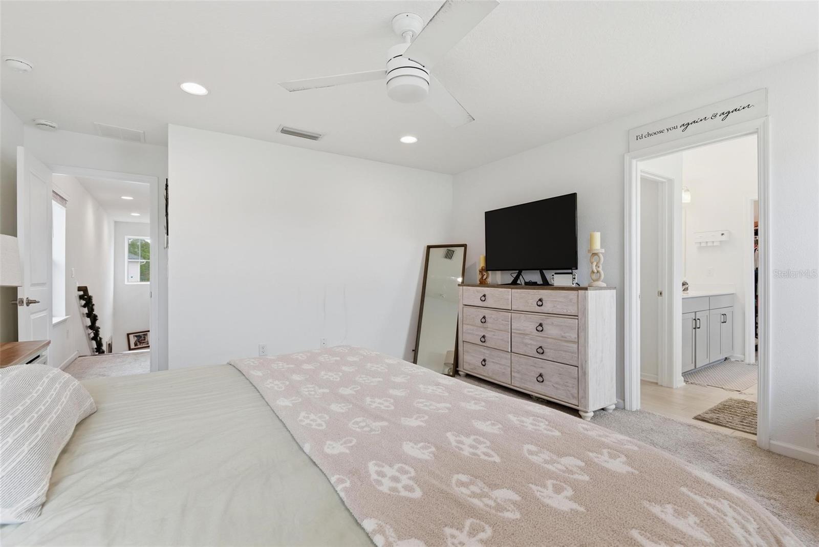 Image 39 of 58 For 296 Bermudez Way Way