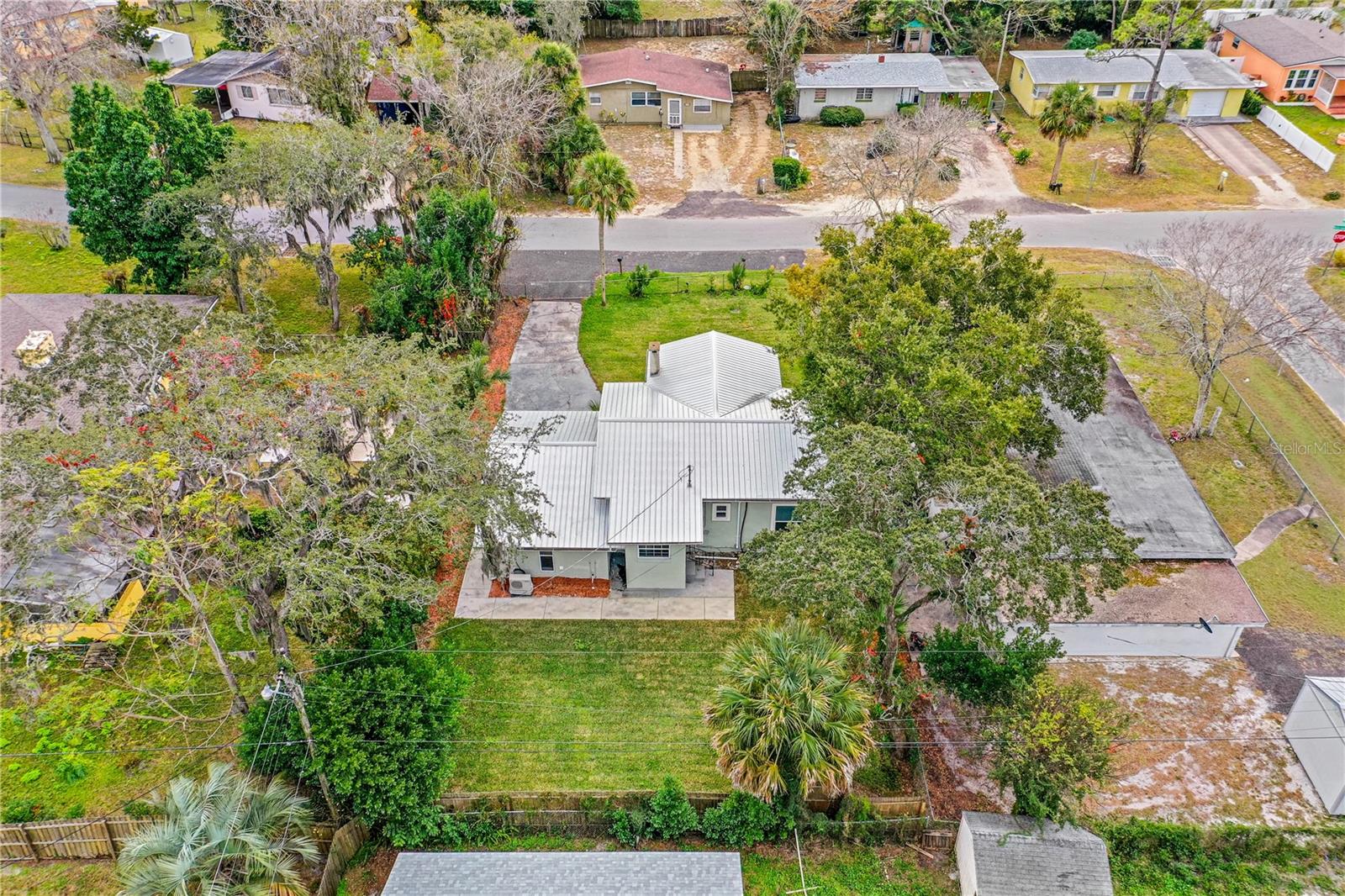 Image 12 of 70 For 1144 Hillcrest Drive