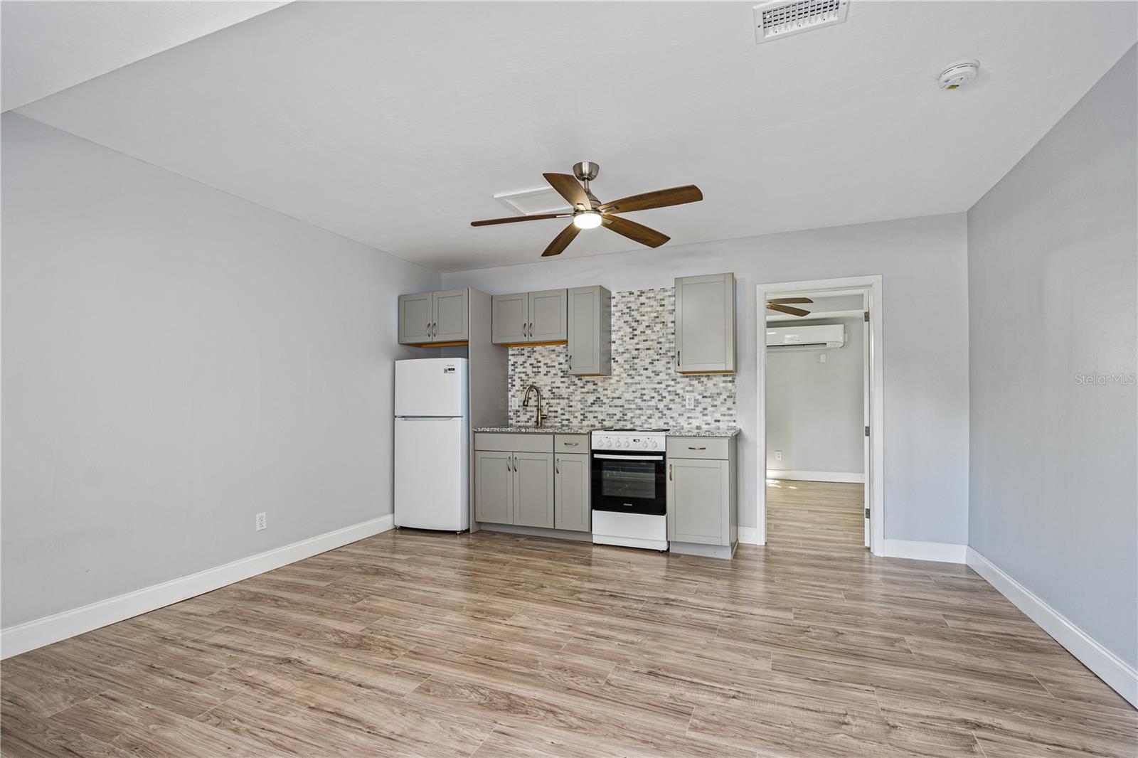 Image 39 of 70 For 1144 Hillcrest Drive