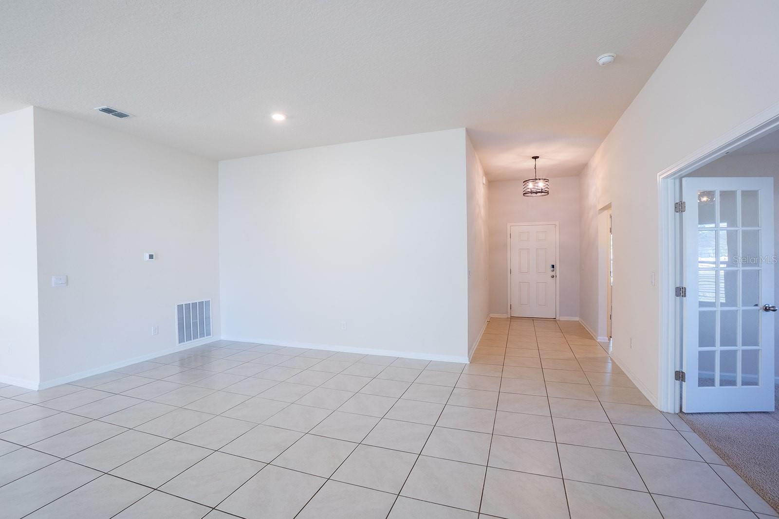 Image 7 of 44 For 1 Zinnia Court